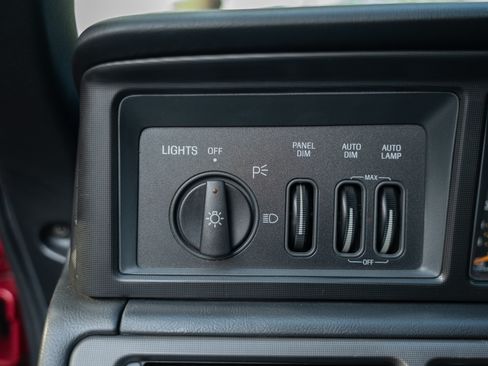 Used 1991 Lincoln Mark VII LSC RWD image 58