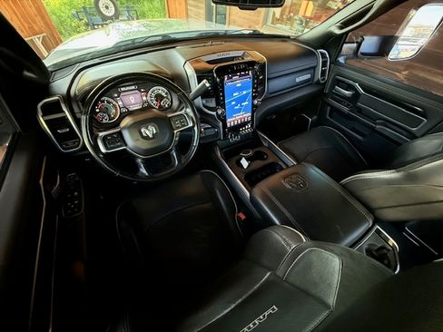 Used 2020 RAM 3500 Laramie image 16