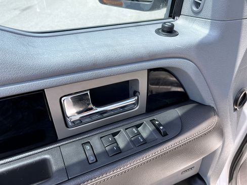 Used 2012 Ford F150 Platinum image 3