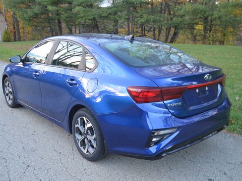 Used 2020 Kia Forte LXS image 3
