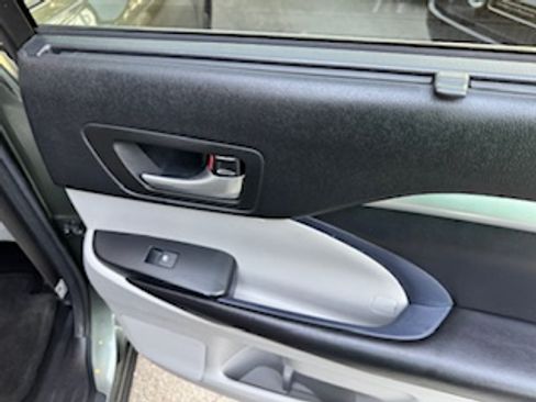 Used 2017 Toyota Highlander XLE image 14