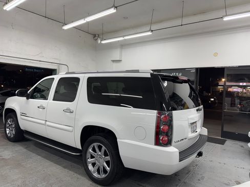 Used 2008 GMC Yukon XL Denali image 6