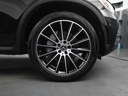 Used 2021 Mercedes-Benz GLC 300 image 16