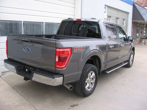 Used 2022 Ford F150 XLT image 23