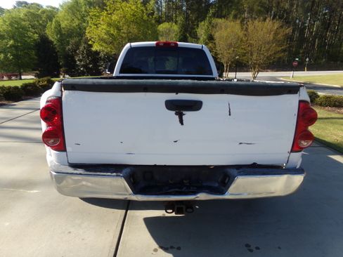 Used 2007 Dodge Ram 3500 Truck SLT image 4