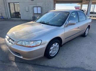 Used 2000 Honda Accord LX video 1