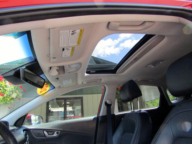 Used 2019 Hyundai Kona AWD Ultimate image 19