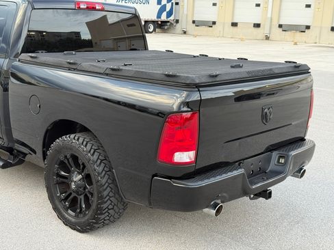 Used 2014 RAM 1500 ST RWD image 42
