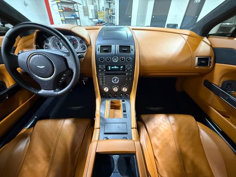 Used 2008 Aston Martin V8 Vantage Coupe RWD image 25