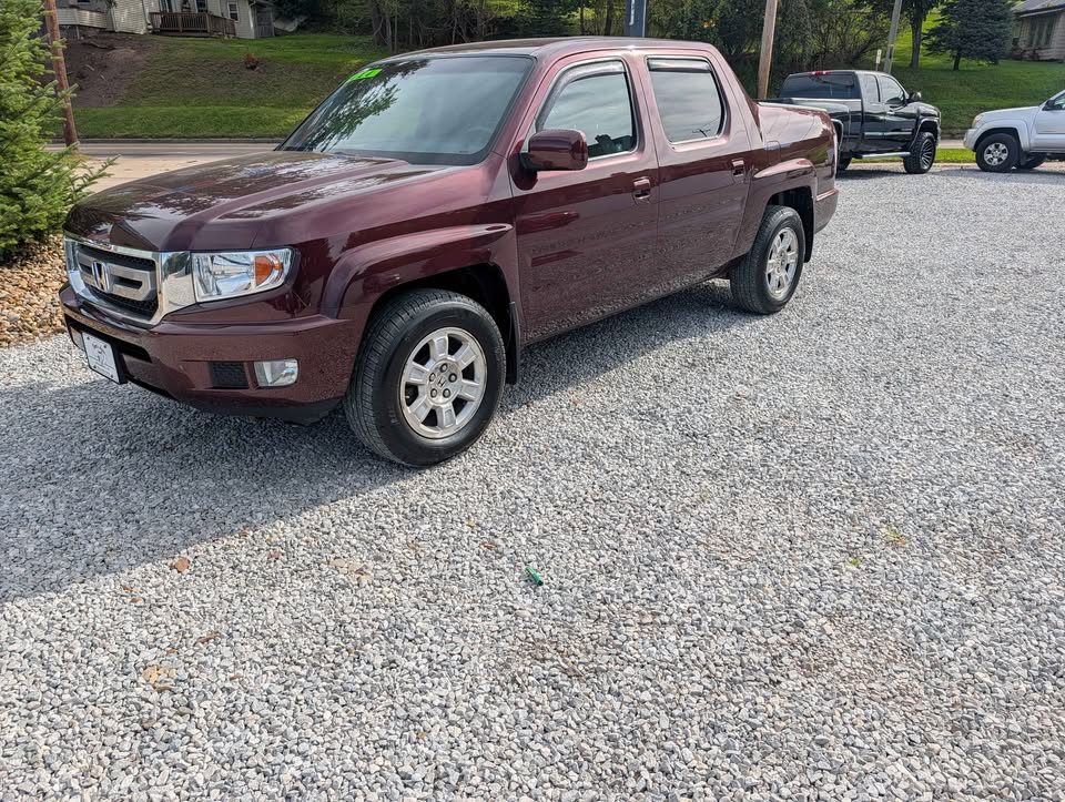 Used 2011 Honda Ridgeline RTS image 1