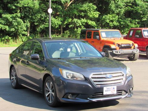 Used 2016 Subaru Legacy 2.5i Limited AWD/4WD image 9