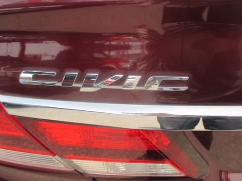 Used 2014 Honda Civic EX image 17