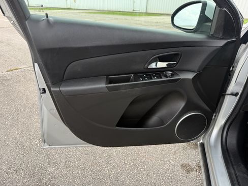 Used 2011 Chevrolet Cruze Eco FWD image 55