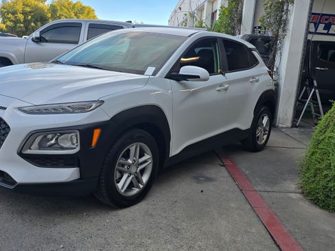 Used 2018 Hyundai Kona SE image 10