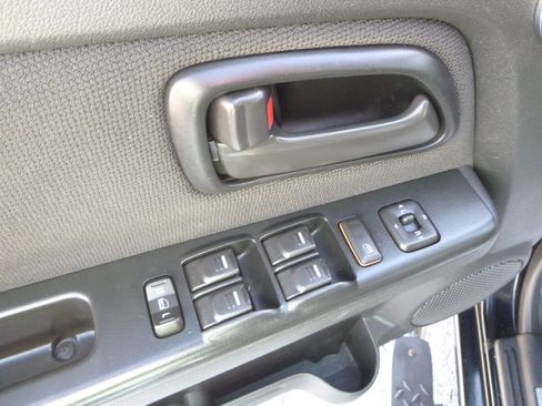 Used 2007 GMC Canyon SLE image 13