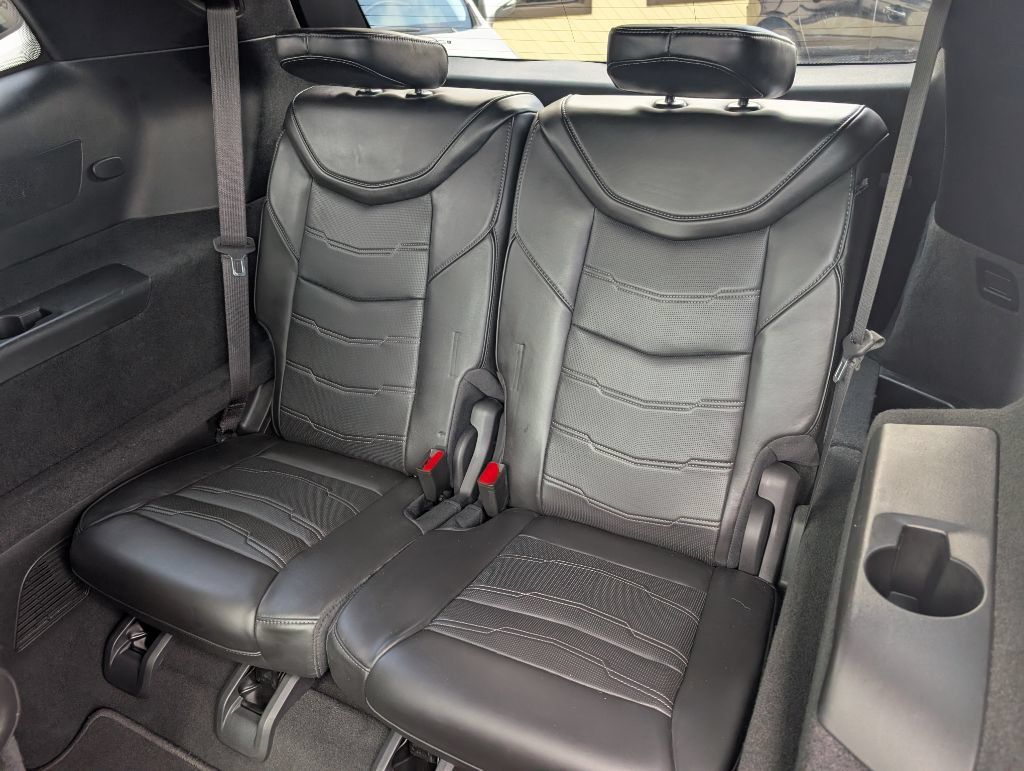 Used 2024 Cadillac XT6 AWD Sport image 9