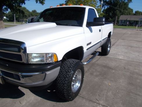 Used 1998 Dodge Ram 2500 Truck AWD/4WD image 8