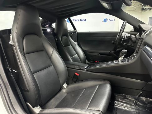 Used 2016 Porsche Cayman image 14