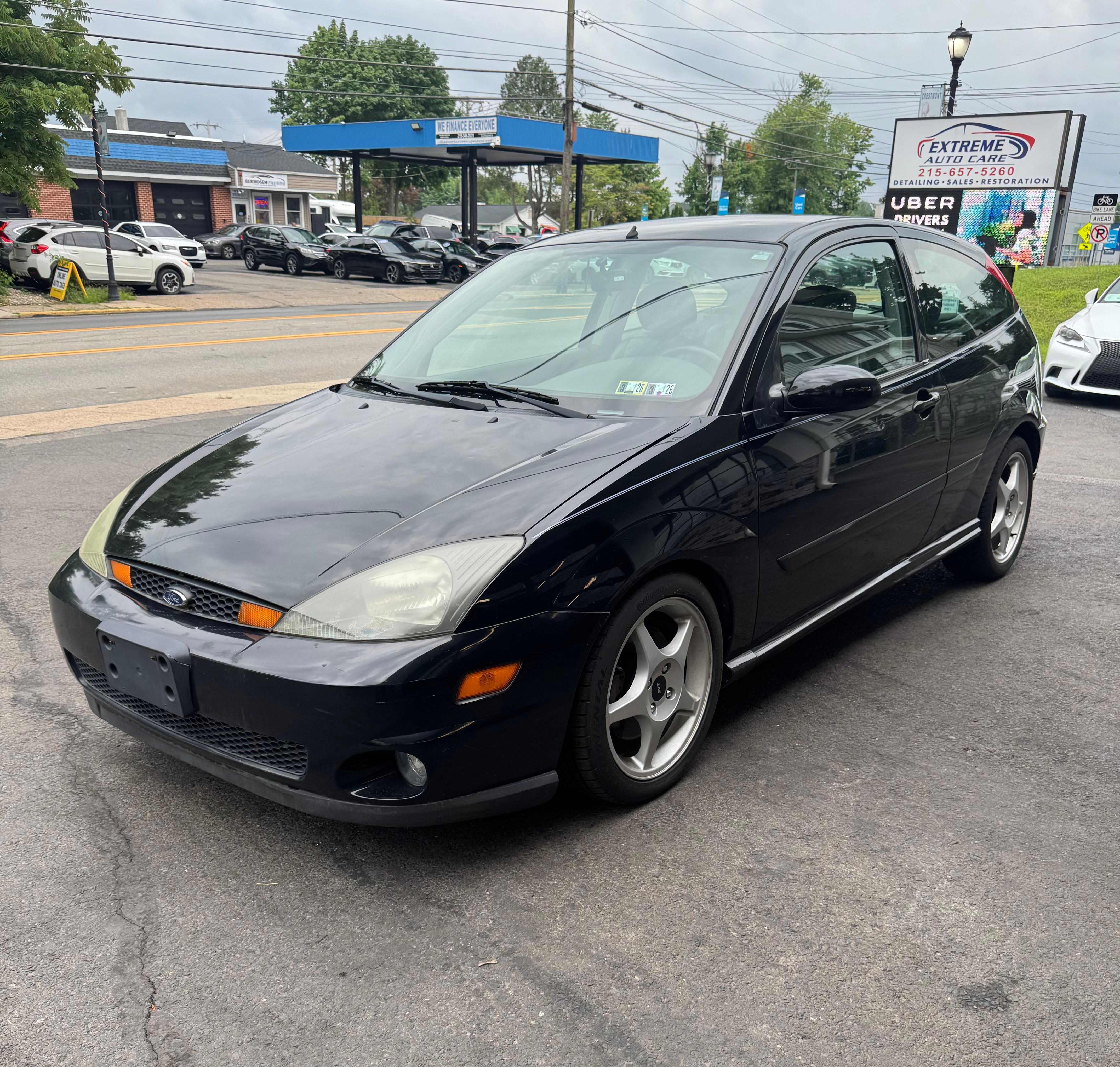 Used 2002 Ford Focus SVT 2-Door Hatchback FWD image 1