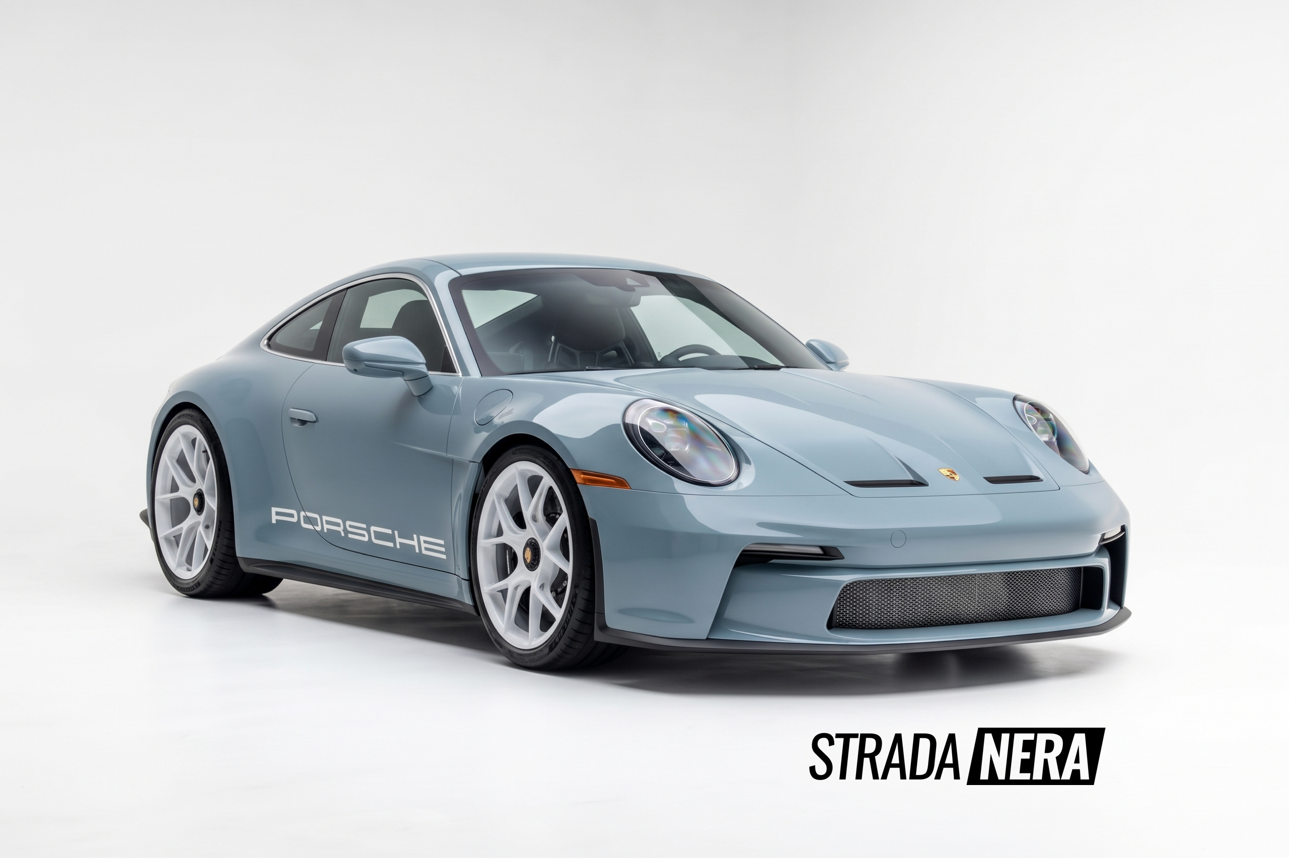 Used 2024 Porsche 911 S/T RWD image 1