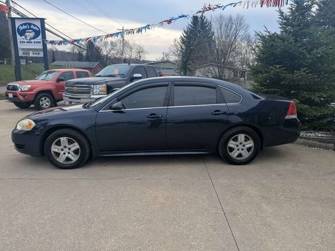 Used 2010 Chevrolet Impala LS image 2
