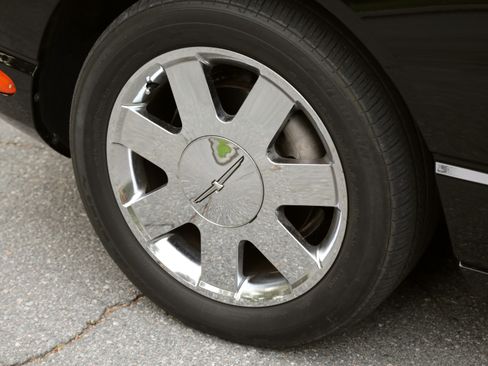 Used 2002 Ford Thunderbird RWD image 19