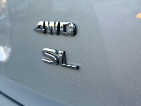 Used 2019 Nissan Pathfinder SL image 31