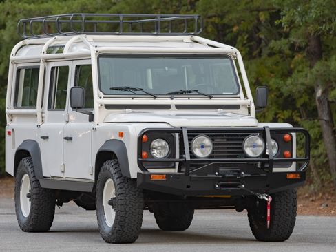 Used 1993 Land Rover Defender 110 image 1