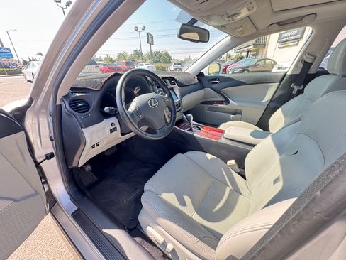 Used 2007 Lexus IS 250 UNAVAIL RWD image 17