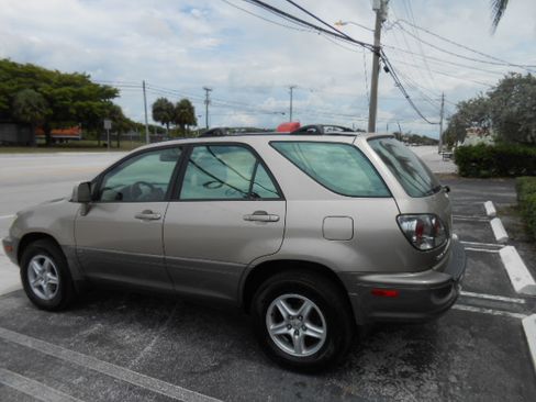 Used 2002 Lexus RX 300 4WD image 3