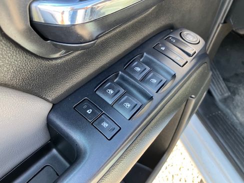 Used 2015 Chevrolet Silverado 1500 image 7