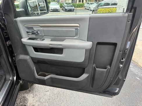Used 2016 RAM 1500 2WD Regular Cab Express image 22