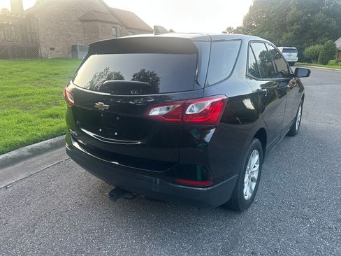 Used 2019 Chevrolet Equinox LS image 11