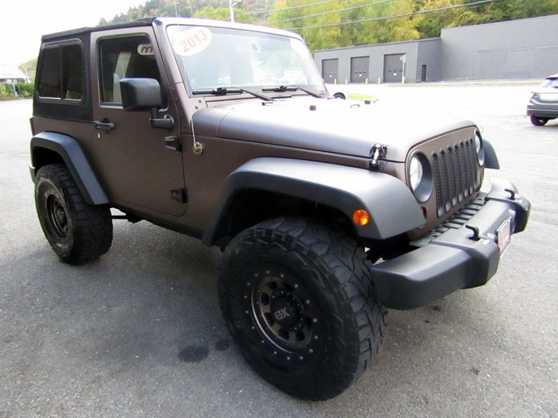 Used 2013 Jeep Wrangler 4WD Sport image 6