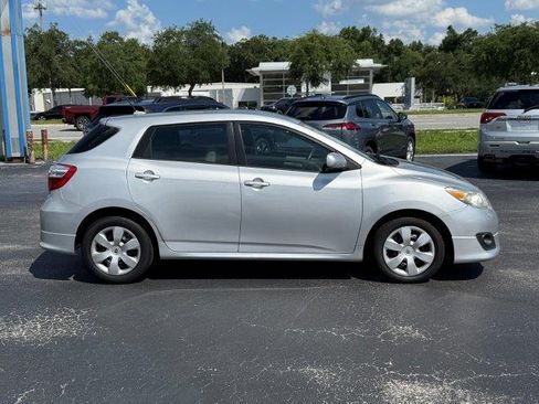 Used 2009 Toyota Matrix S FWD image 6