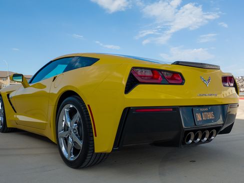 Used 2014 Chevrolet Corvette 2LT image 7