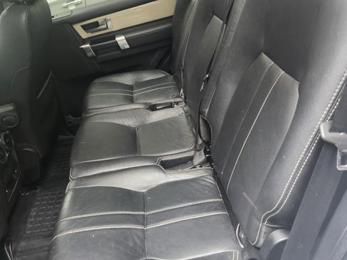 Used 2011 Land Rover LR4 HSE image 14