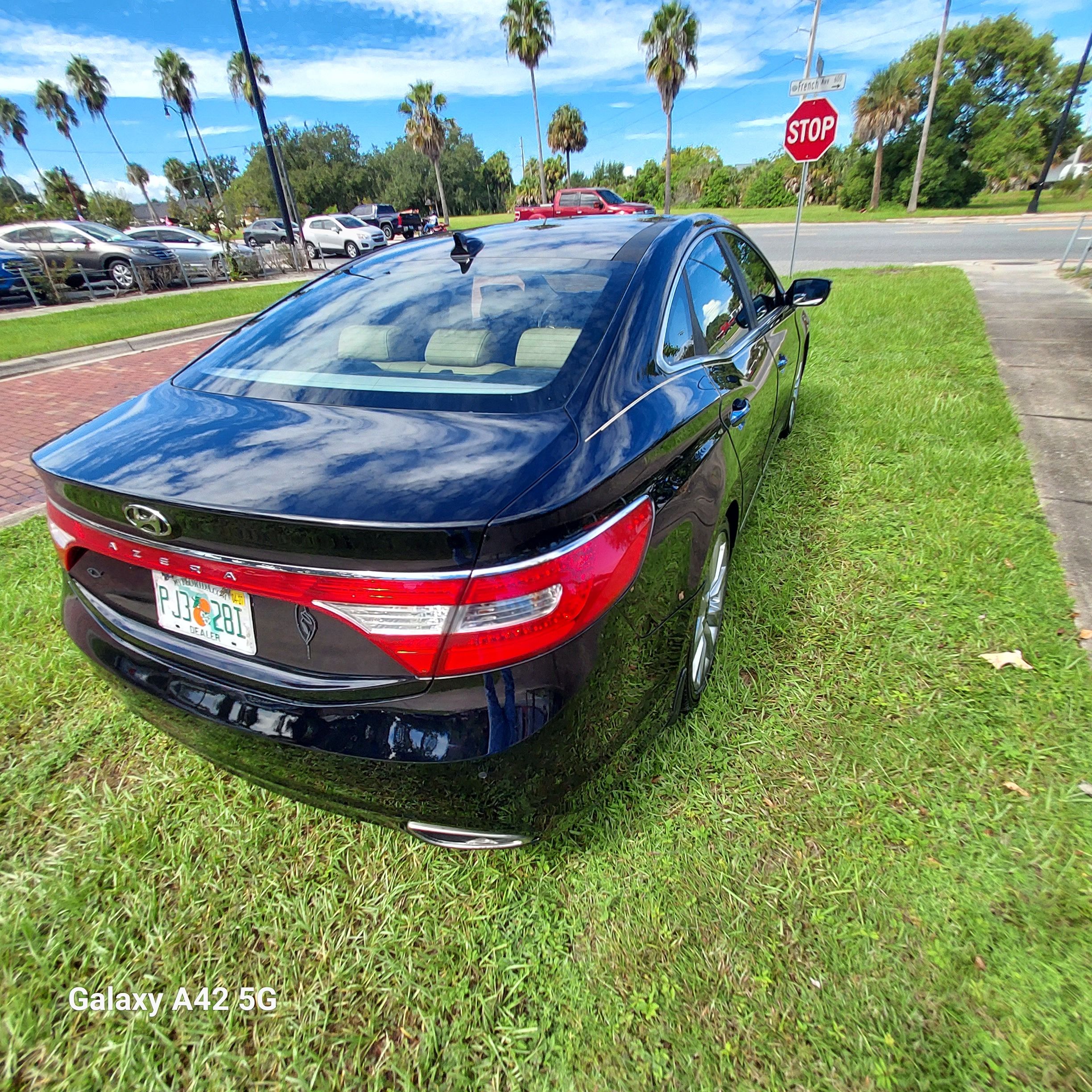 Used 2013 Hyundai Azera UNAVAIL FWD image 5
