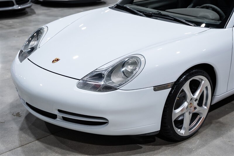 Used 1999 Porsche 911 Carrera 4 AWD/4WD image 11