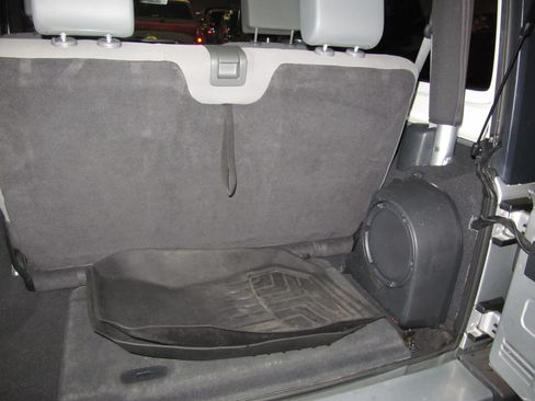 Used 2008 Jeep Wrangler Sahara image 19