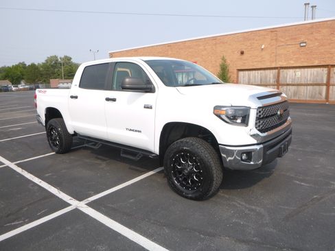 Used 2021 Toyota Tundra SR5 image 1