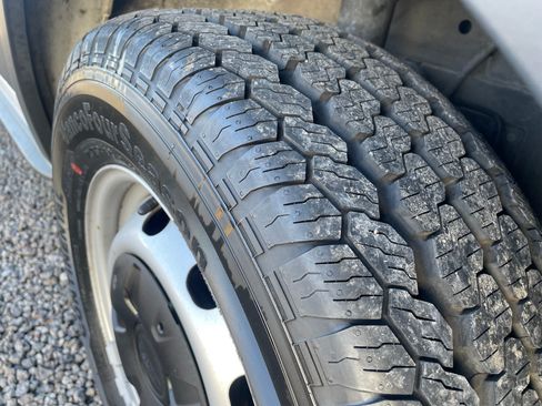 Used 2018 Ford Transit 250 image 21