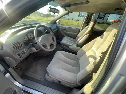 Used 2003 Dodge Grand Caravan Sport image 5