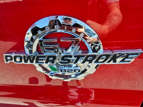 Used 2011 Ford F250 4x4 Crew Cab Super Duty image 3