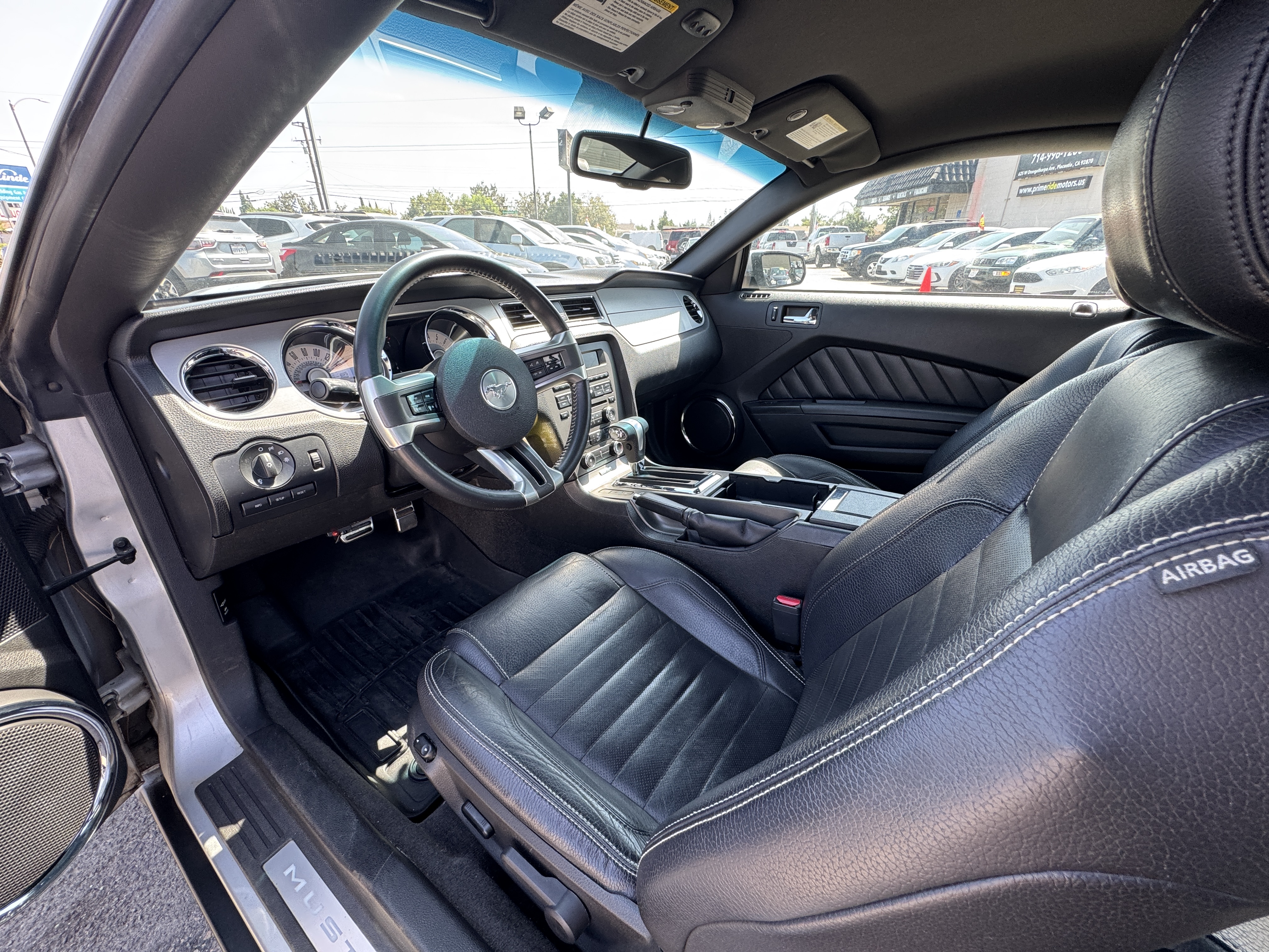 Used 2012 Ford Mustang Coupe RWD image 17