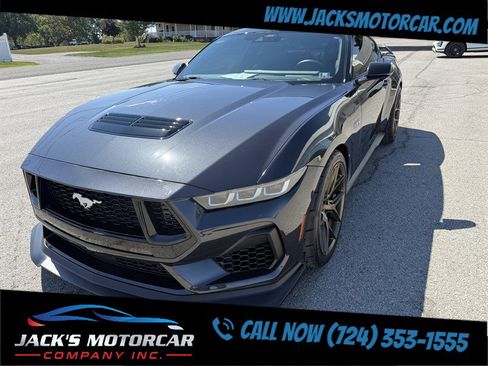 Used 2024 Ford Mustang GT Premium image 8