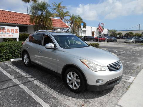 Used 2010 INFINITI EX35 Journey image 7