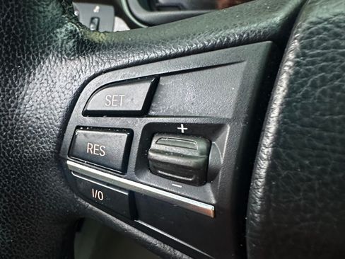 Used 2011 BMW 535i image 32