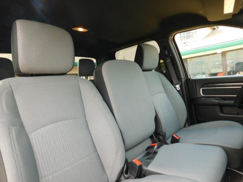 Used 2024 RAM 2500 4x4 Crew Cab Big Horn image 20