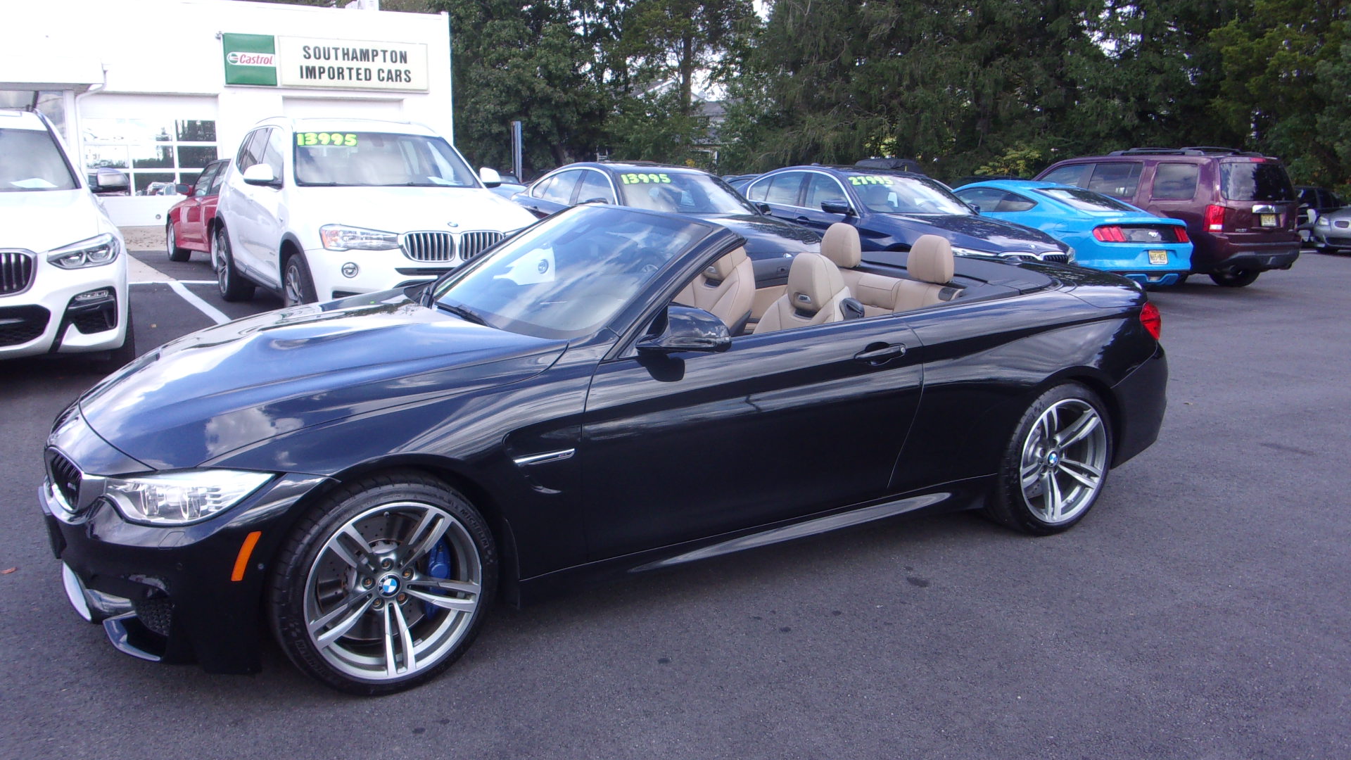 Used 2015 BMW M4 Convertible RWD image 2